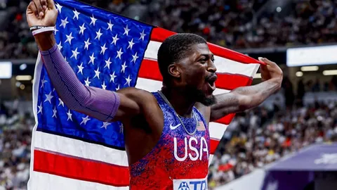 亚冬会短道速滑女子1500米B组决赛